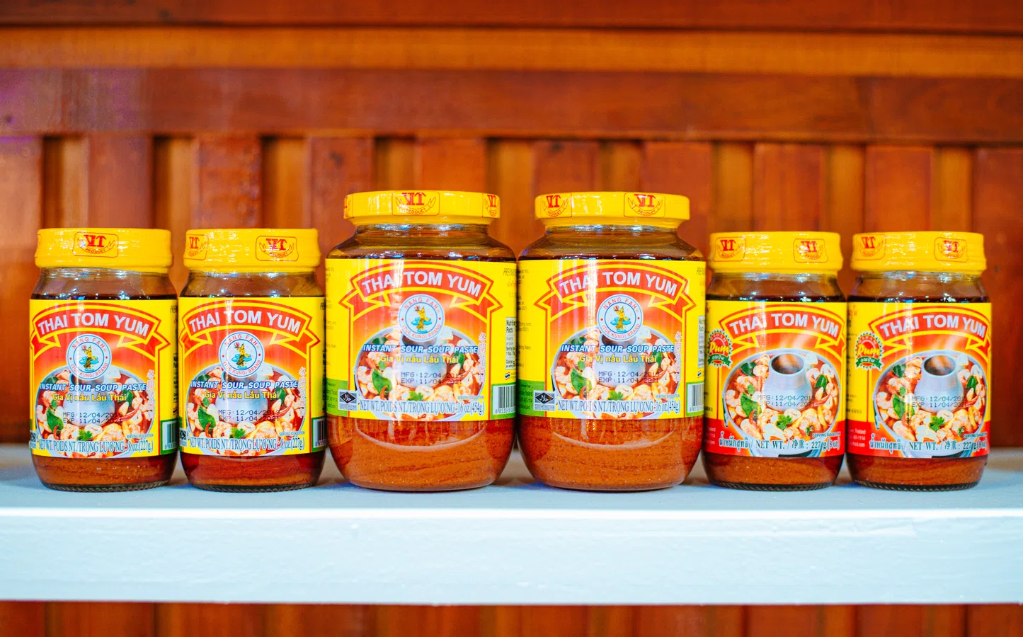 V-Thaifood product shelf